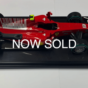 Amalgam Collection 1:8 Model Ferrari F10 2010 Bahrain Grand Prix F. Alonso