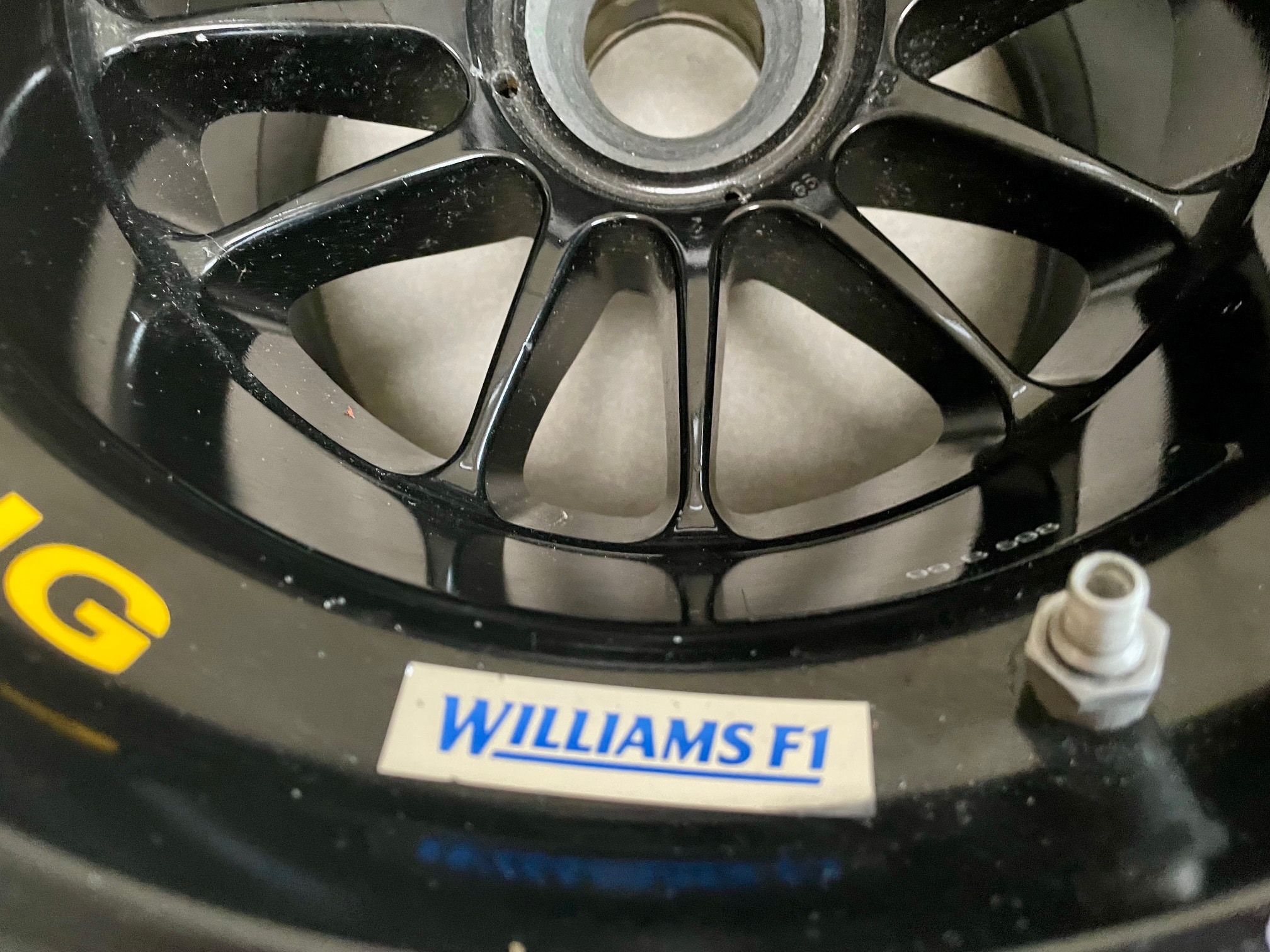 1999 Williams F1 - OZ Rear Wheel Rim - Image 3