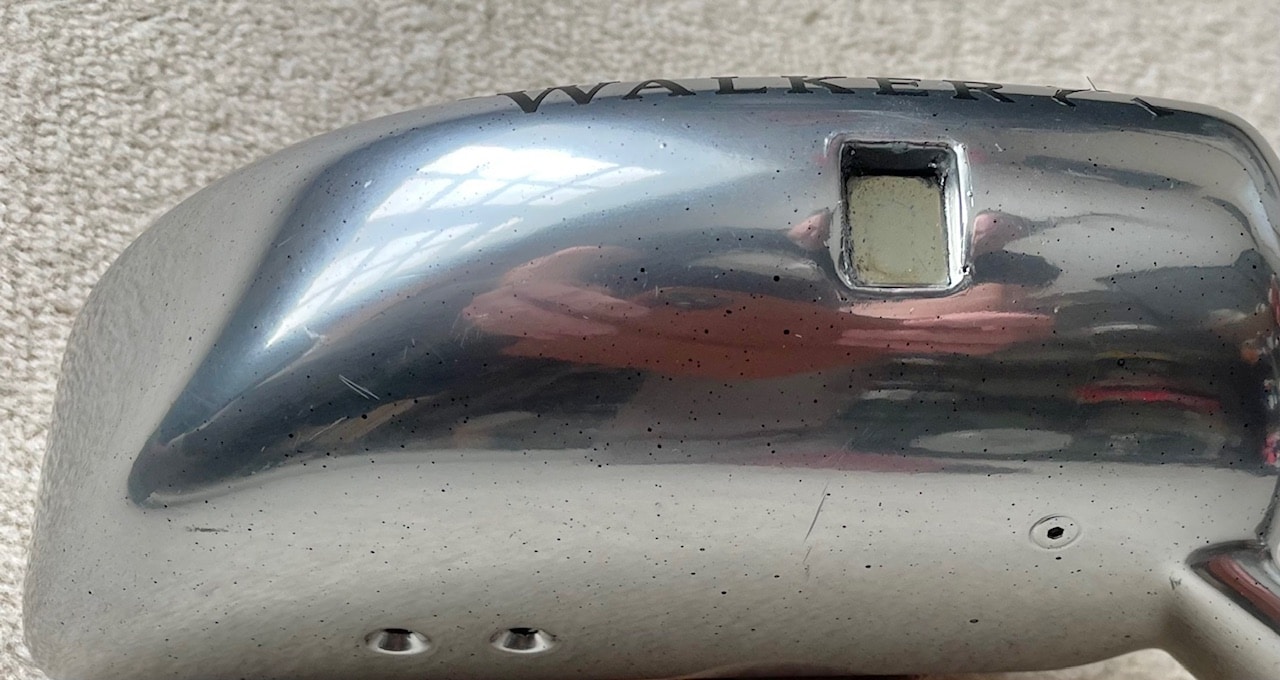 McLaren Mercedes MP4/25a rear view mirror housing Hamilton / Button 2010 - Image 3