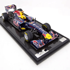 Amalgam 1:8 cased model of Sebastian Vettel's 2011 Red Bull