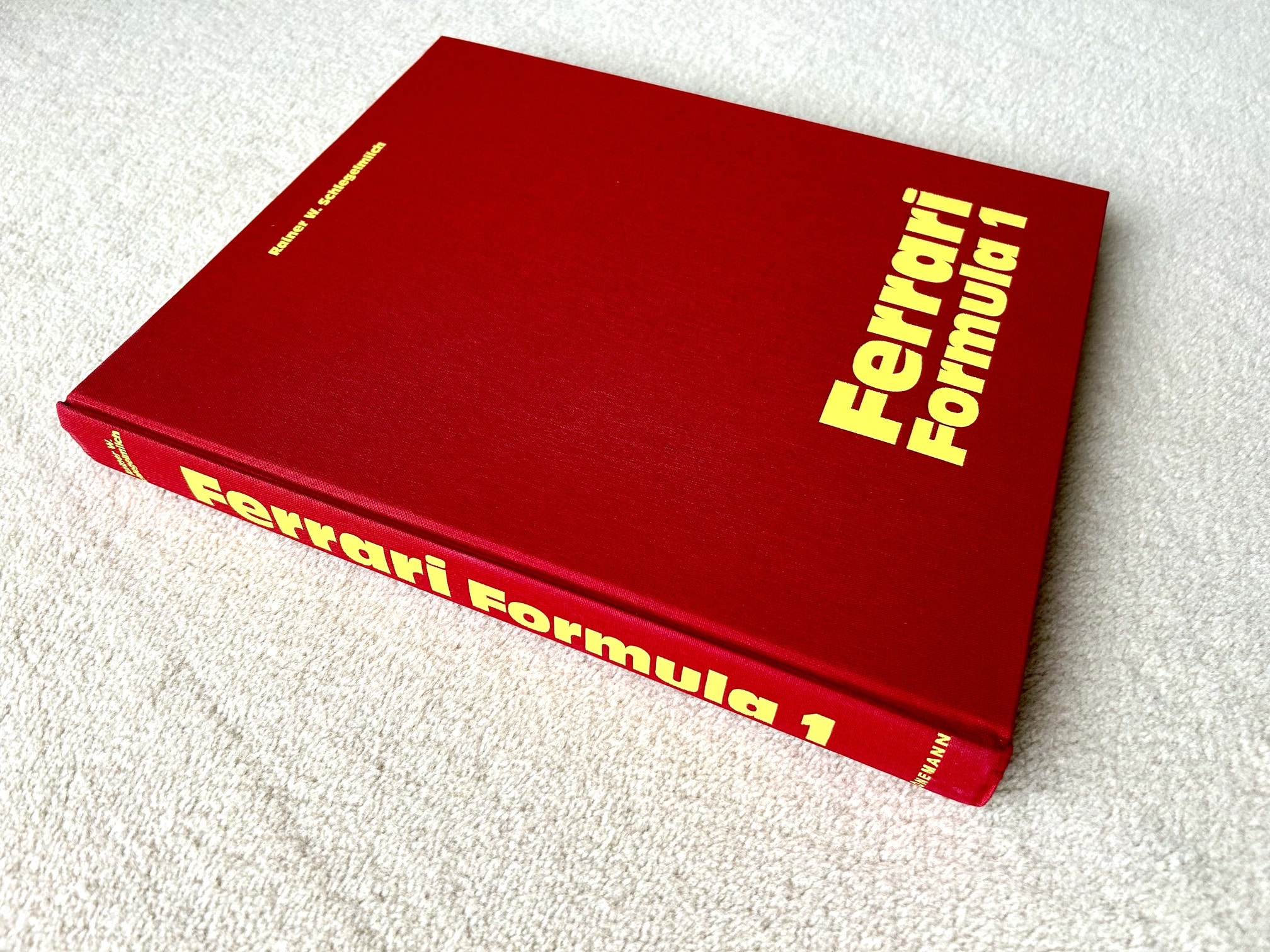Michael Schumacher signed Schlegelmilch 1996 Ferrari hardback - Image 3