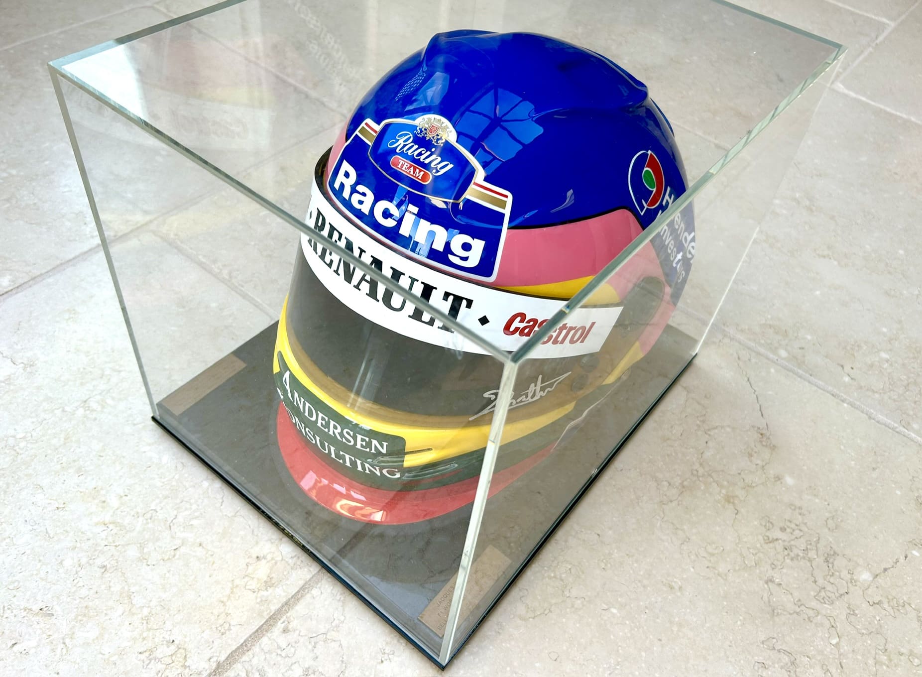1997 Bell official replica Jacques Villeneuve signed 'Dominator' helmet - Image 7